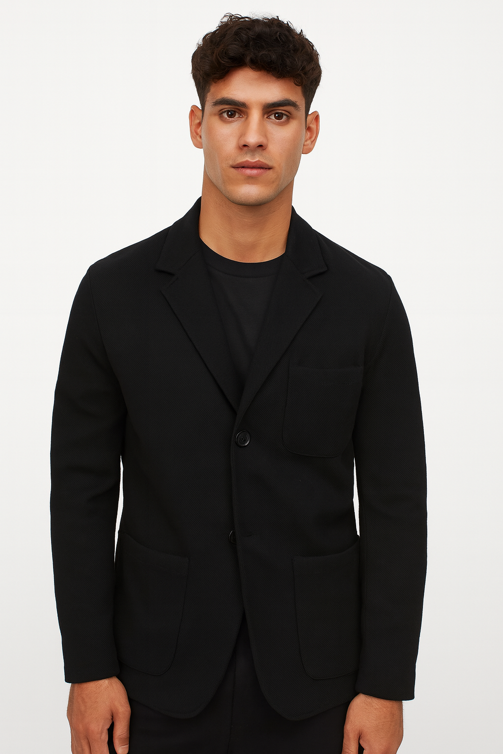 Denis – ženski blazer za vsako priložnost