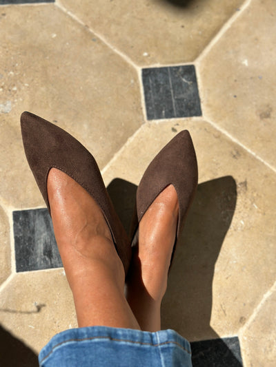 Vesna – obutev za ženske, ki cenijo preprostost in eleganco