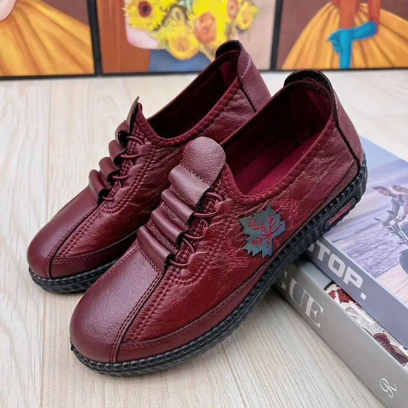 Pavela – Usnjeni čevlji z ortopedskim udobjem