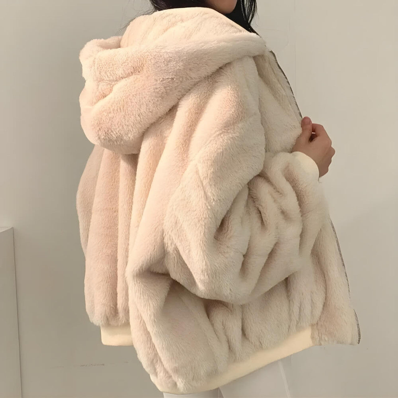 Maelis – Obojstranska teddy jakna s kapuco